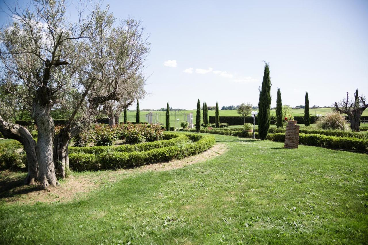 Podere San Giuseppe Bed & Breakfast Castiglione del Lago Luaran gambar