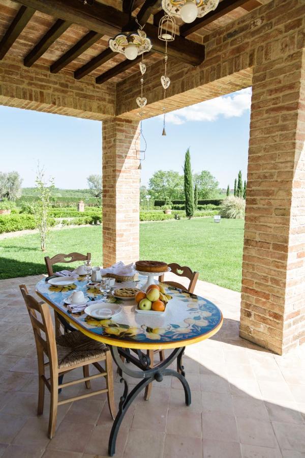 Podere San Giuseppe Bed & Breakfast Castiglione del Lago Luaran gambar